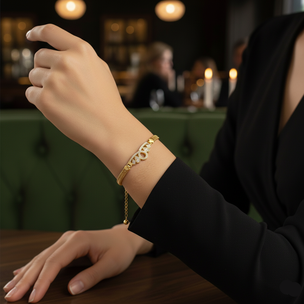 Royal Crown Bracelet - Elegant & Durable